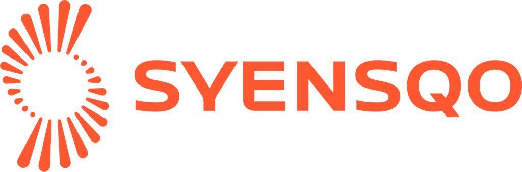 Logo orange Syensqo avec une forme abstraite en spirale